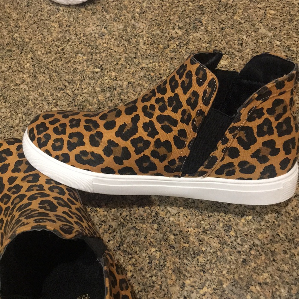 Leopard shoes - Picture 2 of 3